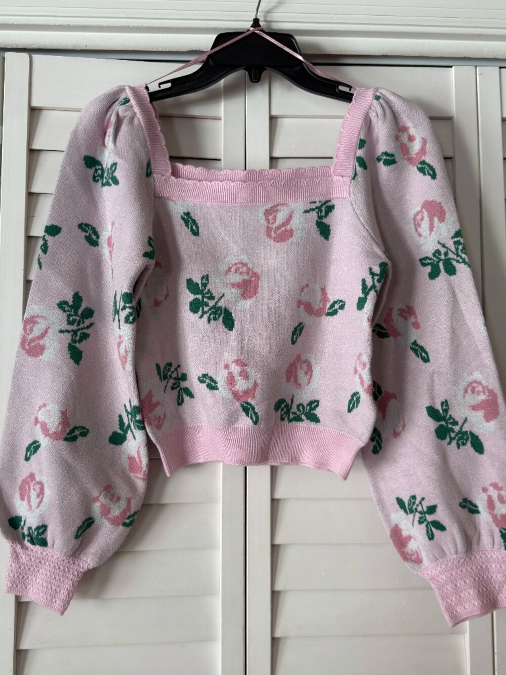 Willow & Wind Dusty PInk Floral Rose Print Cropped Puff Sleeve Sweater Size S